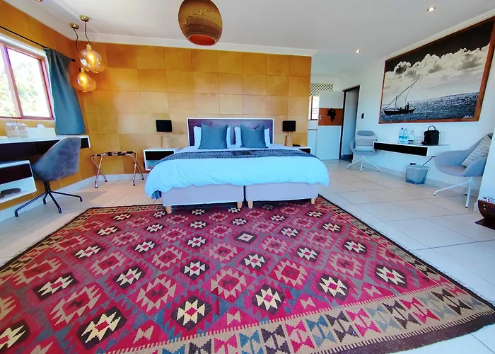 Candlewood Lodge
